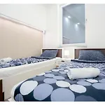 Saraj-bosna Free Public Parking Apartmán