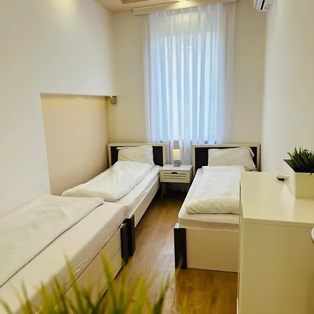 Saraj-bosna Free Public Parking דירה