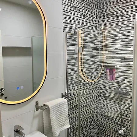 Saraj-bosna Free Public Parking דירה *