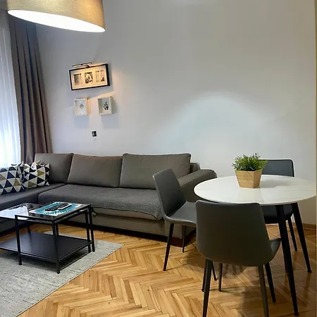 아파트 Saraj-bosna Free Public Parking 사라예보