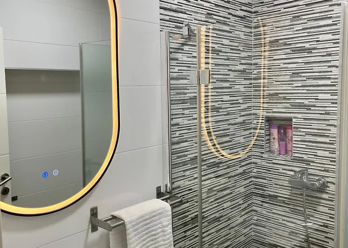 Saraj-bosna Free Public Parking דירה *