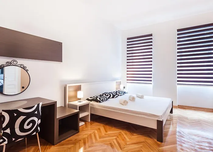 Saraj-bosna Free Public Parking *