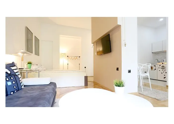 Saraj-bosna Free Public Parking